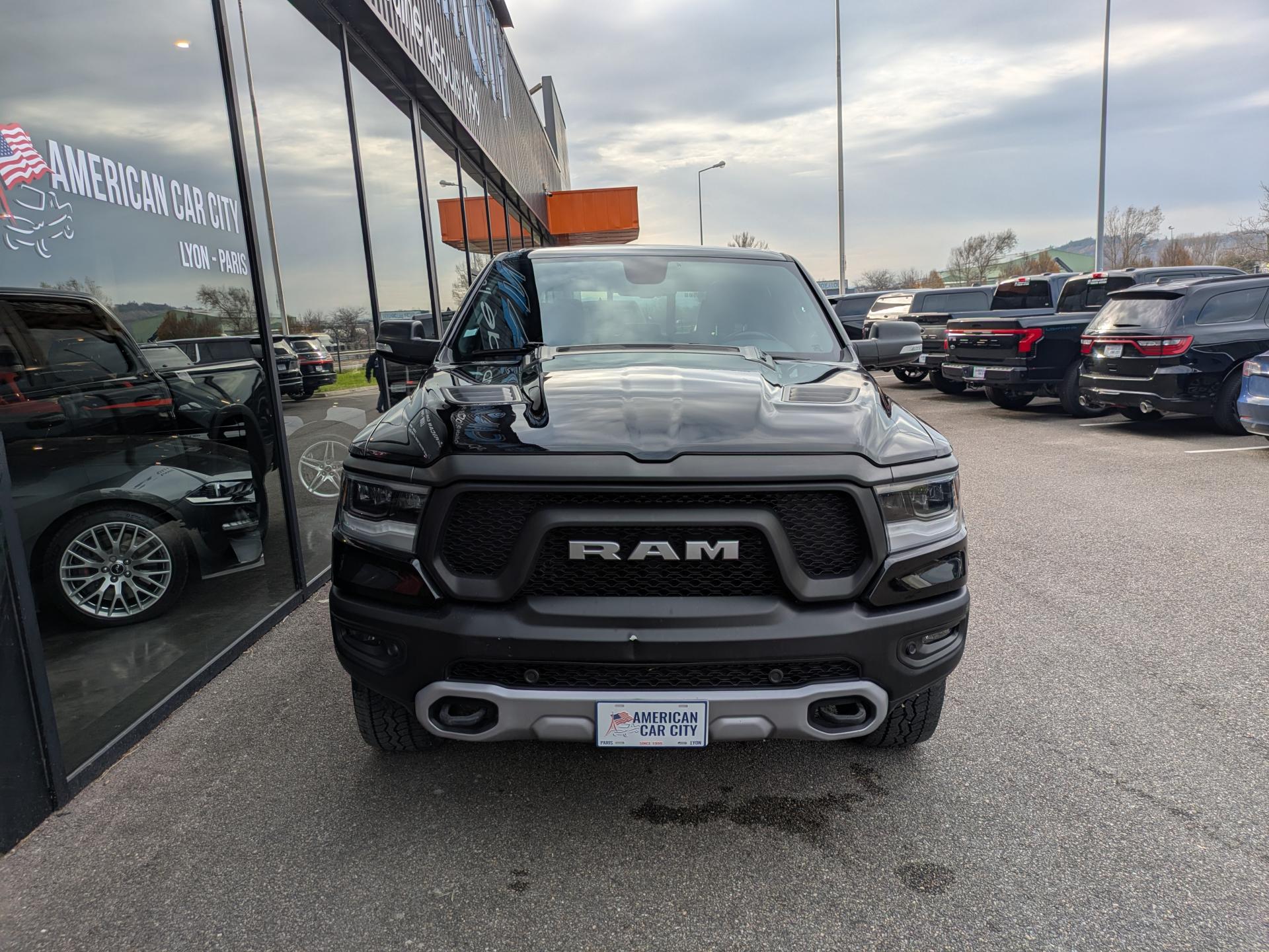DODGE RAM 1500 CREW REBEL AIR