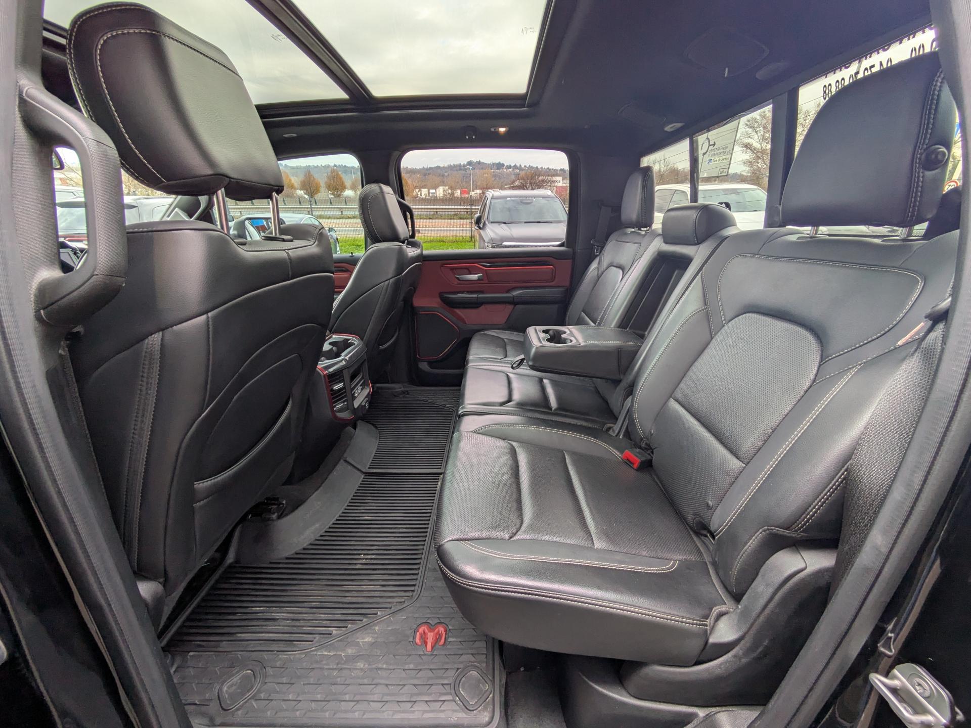 DODGE RAM 1500 CREW REBEL AIR