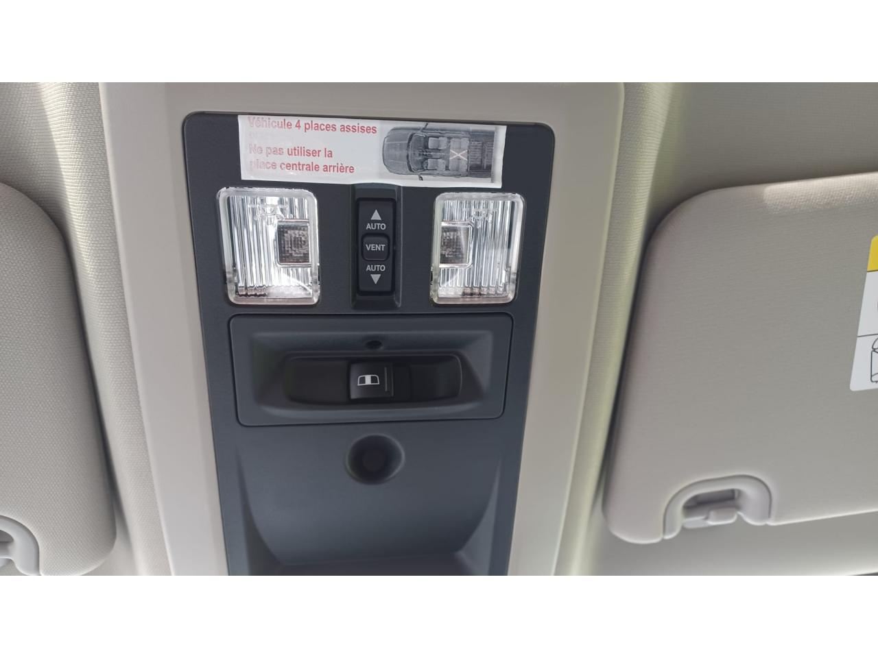 DODGE RAM 1500 CREW LARAMIE CLASSIC