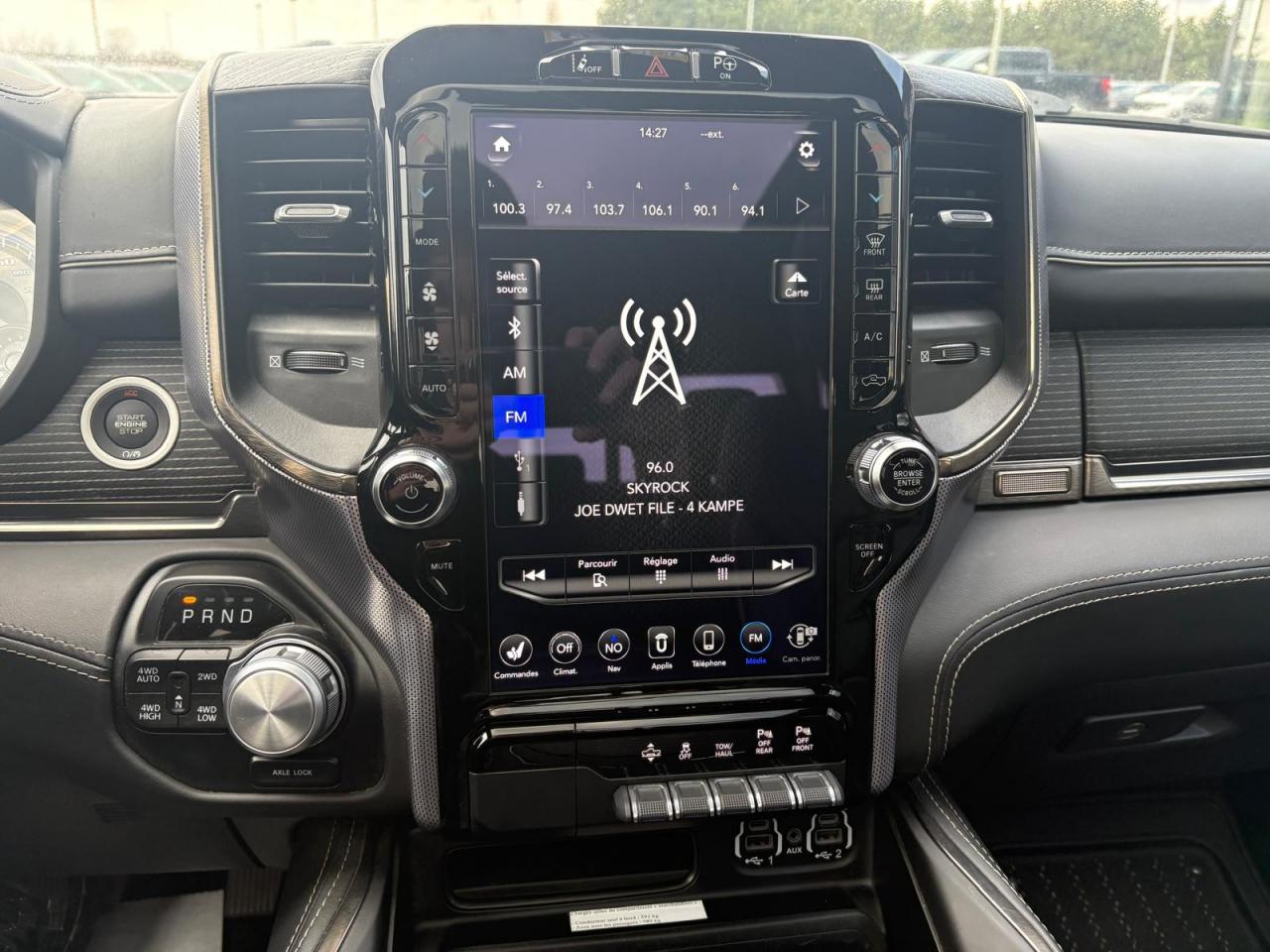 DODGE RAM 1500 CREW LIMITED RAMBOX