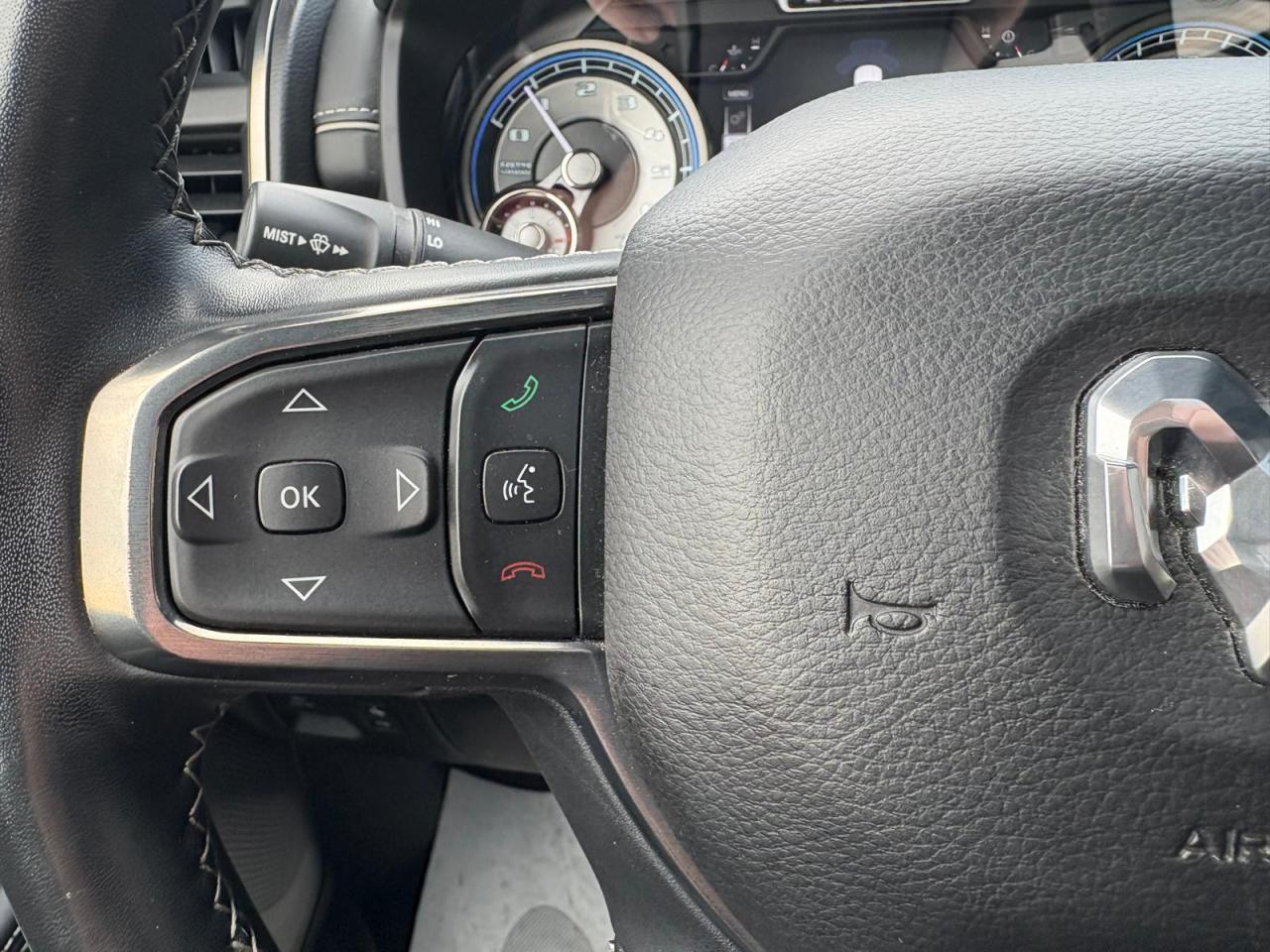 DODGE RAM 1500 CREW LIMITED RAMBOX