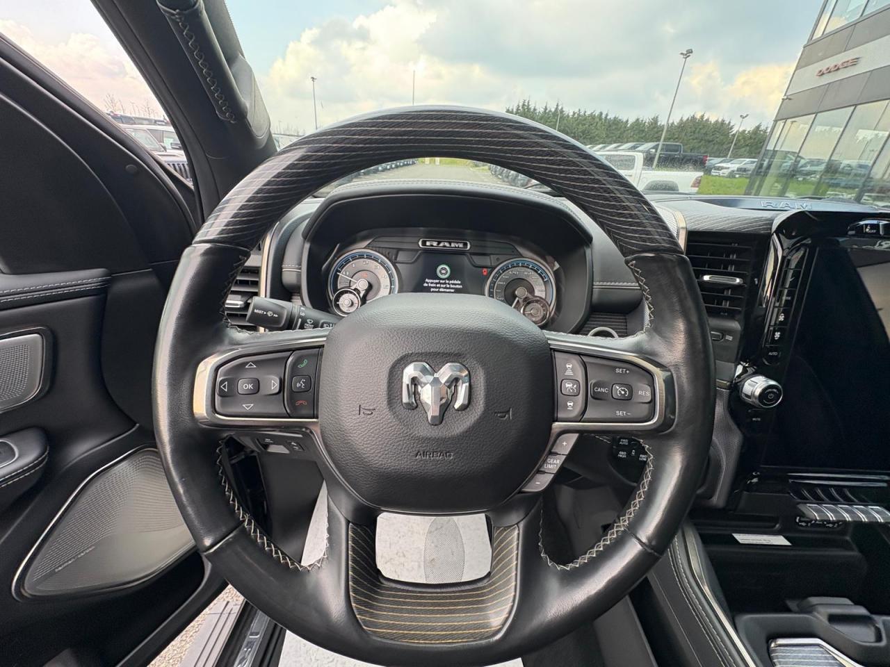 DODGE RAM 1500 CREW LIMITED RAMBOX