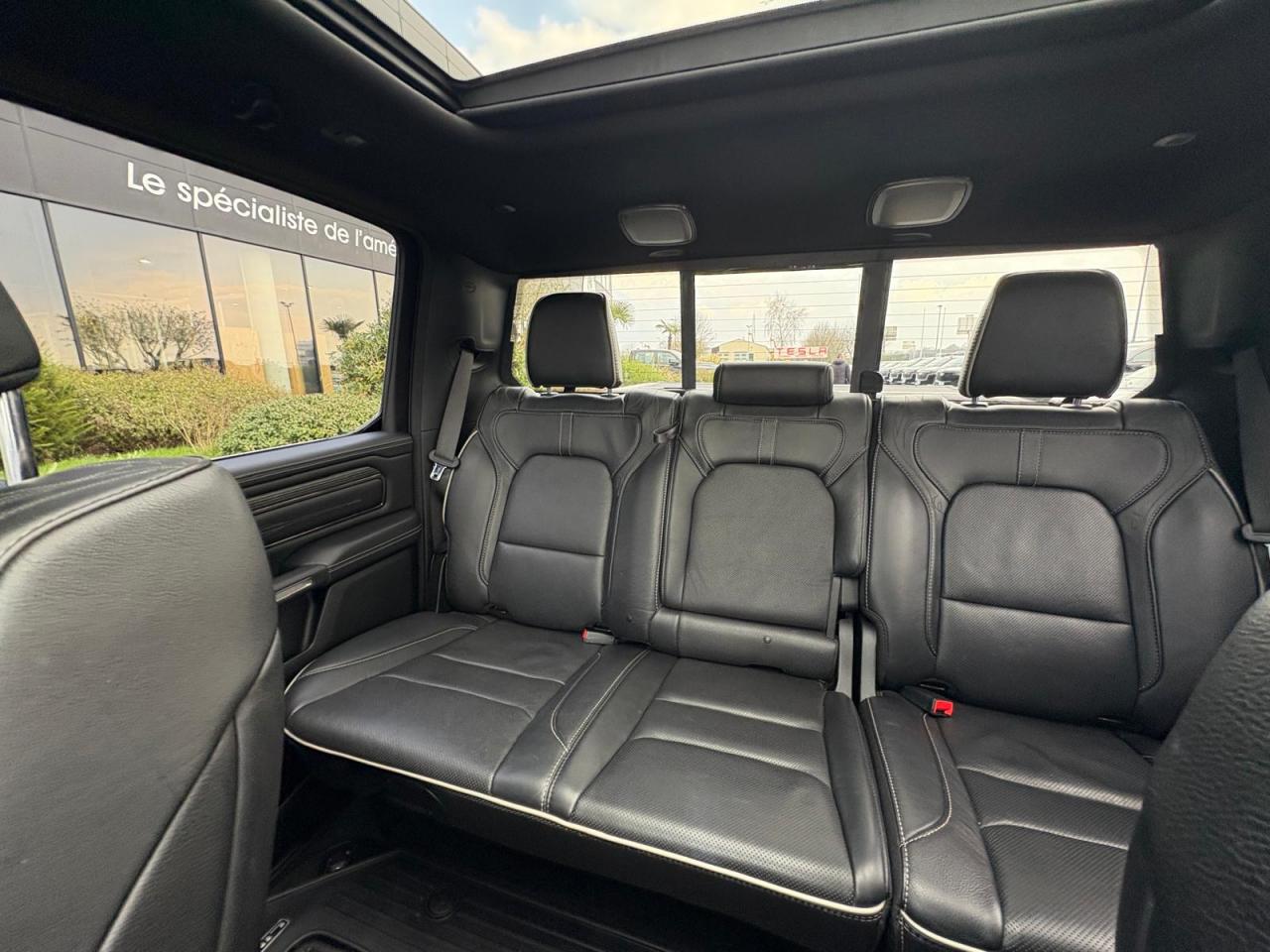 DODGE RAM 1500 CREW LIMITED RAMBOX