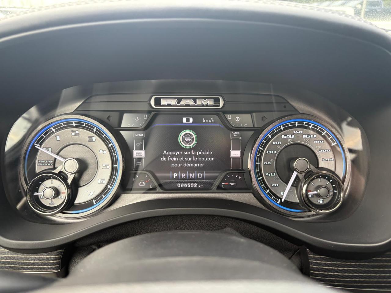 DODGE RAM 1500 CREW LIMITED RAMBOX