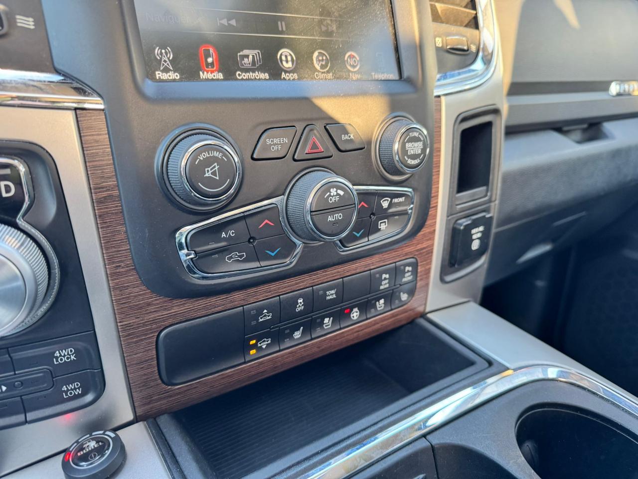 DODGE RAM 1500 CREW LARAMIE AIR RAMBOX GPL