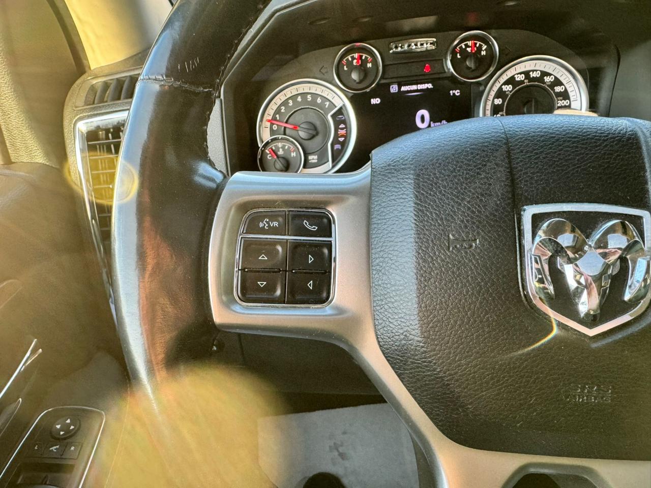 DODGE RAM 1500 CREW LARAMIE AIR RAMBOX GPL