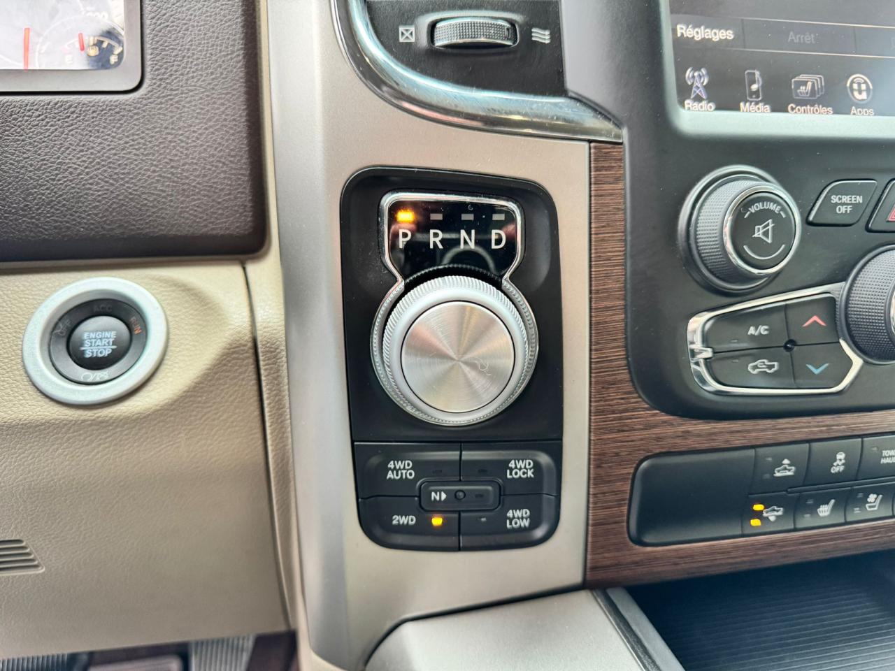 DODGE RAM 1500 CREW LARAMIE AIR RAMBOX