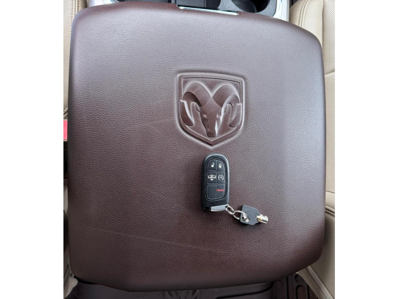 DODGE RAM 1500 CREW LARAMIE AIR RAMBOX