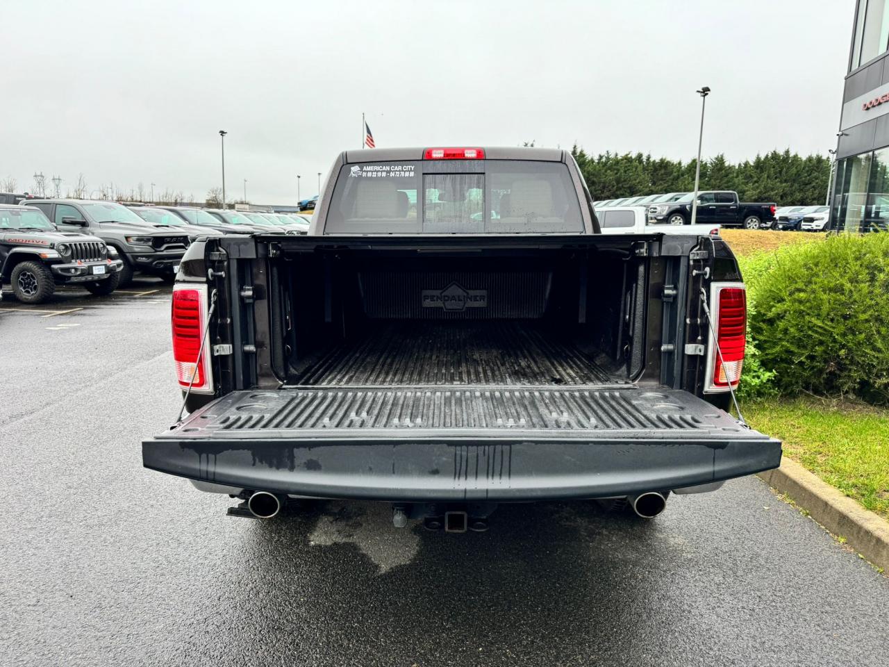 DODGE RAM 1500 CREW LARAMIE AIR RAMBOX
