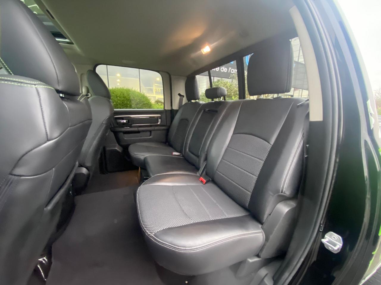 DODGE RAM 1500 CREW SPORT CLASSIC BLACK PACKAGE