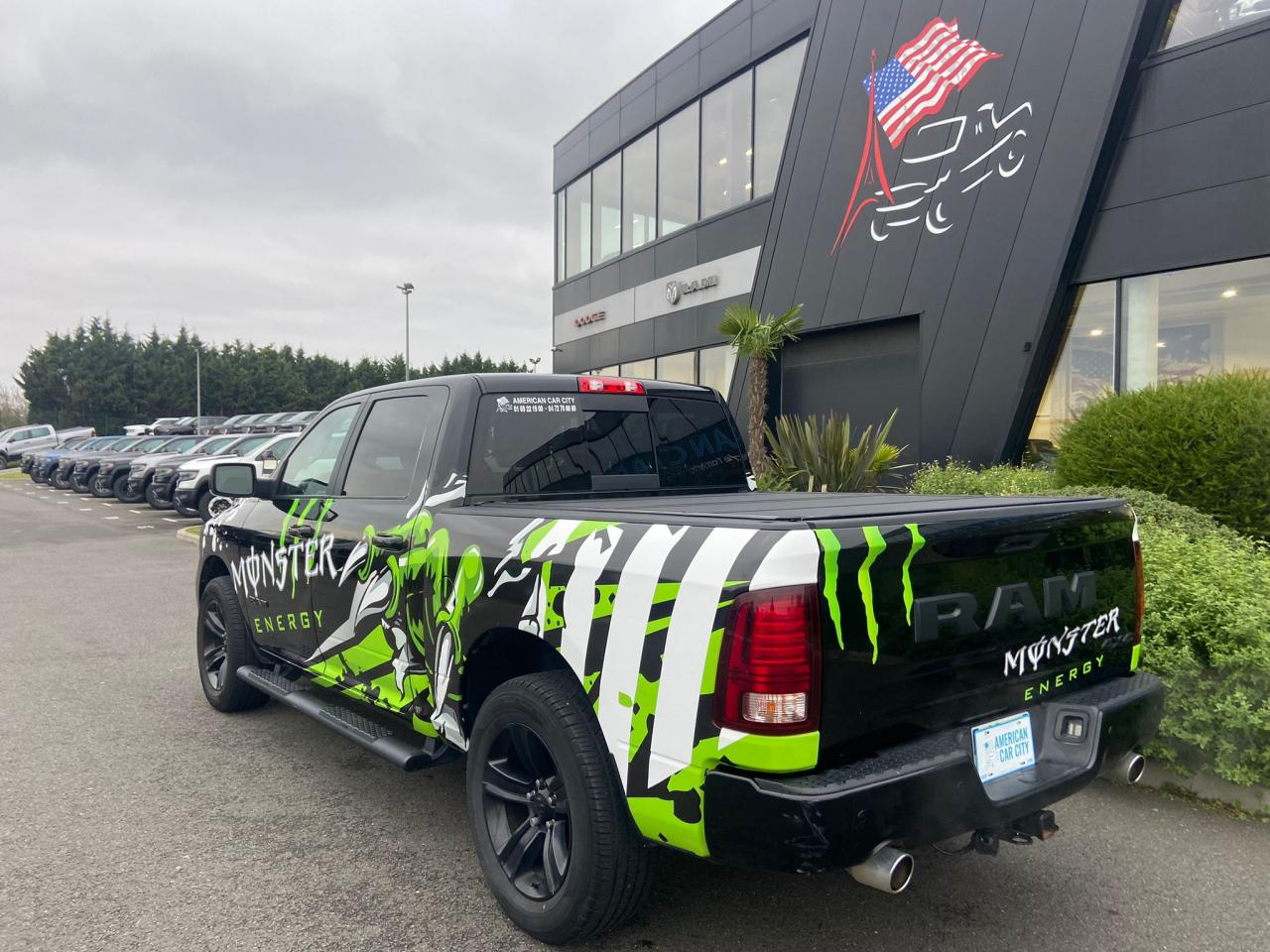 DODGE RAM 1500 CREW SPORT CLASSIC BLACK PACKAGE