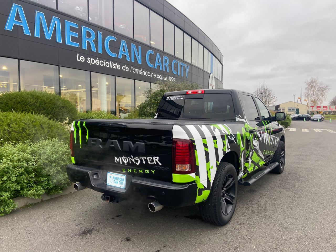 DODGE RAM 1500 CREW SPORT CLASSIC BLACK PACKAGE