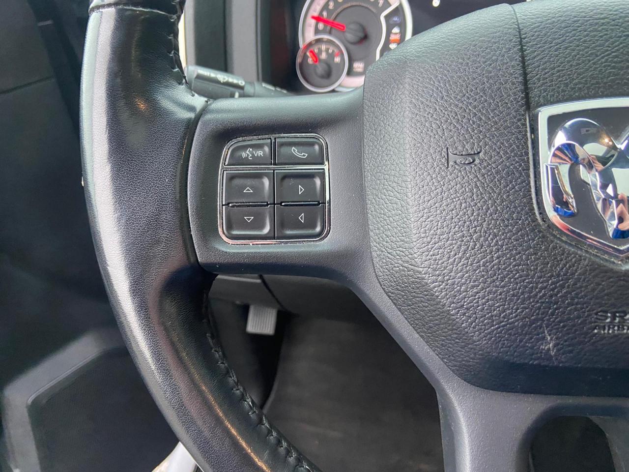 DODGE RAM 1500 CREW SPORT CLASSIC BLACK PACKAGE