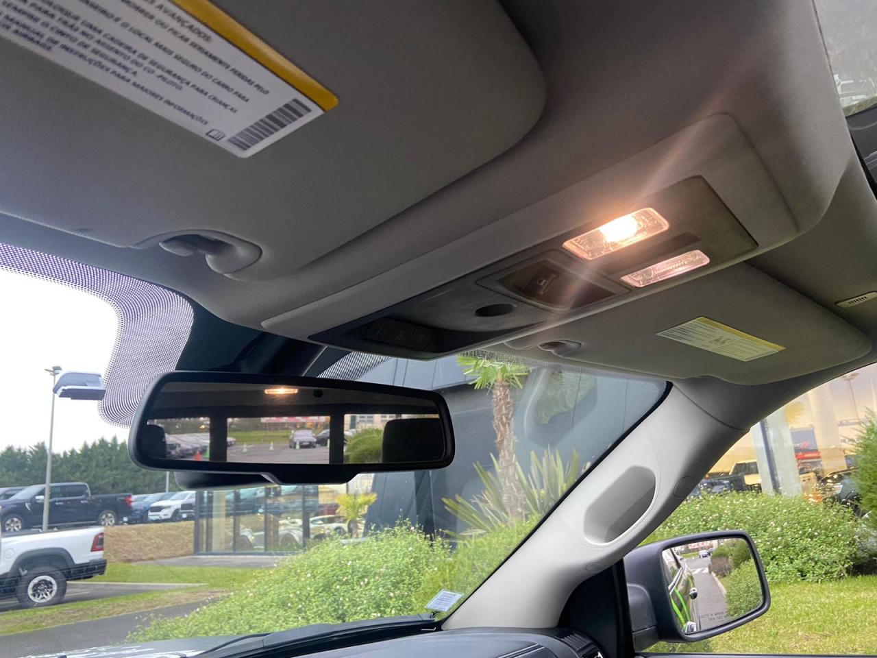 DODGE RAM 1500 CREW SPORT CLASSIC BLACK PACKAGE