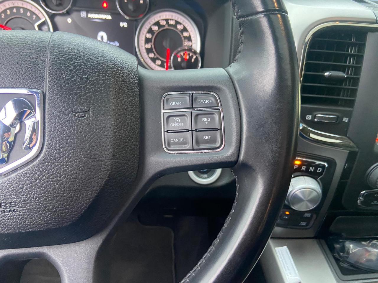 DODGE RAM 1500 CREW SPORT CLASSIC BLACK PACKAGE