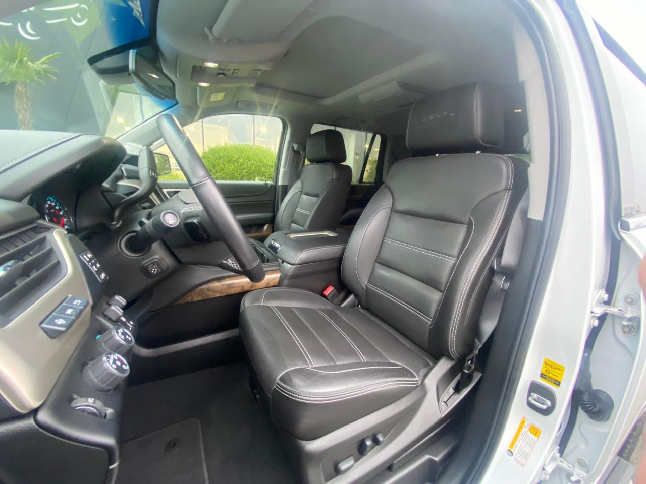 GMC Yukon DENALI V8 6.2L Flexfuel 420ch