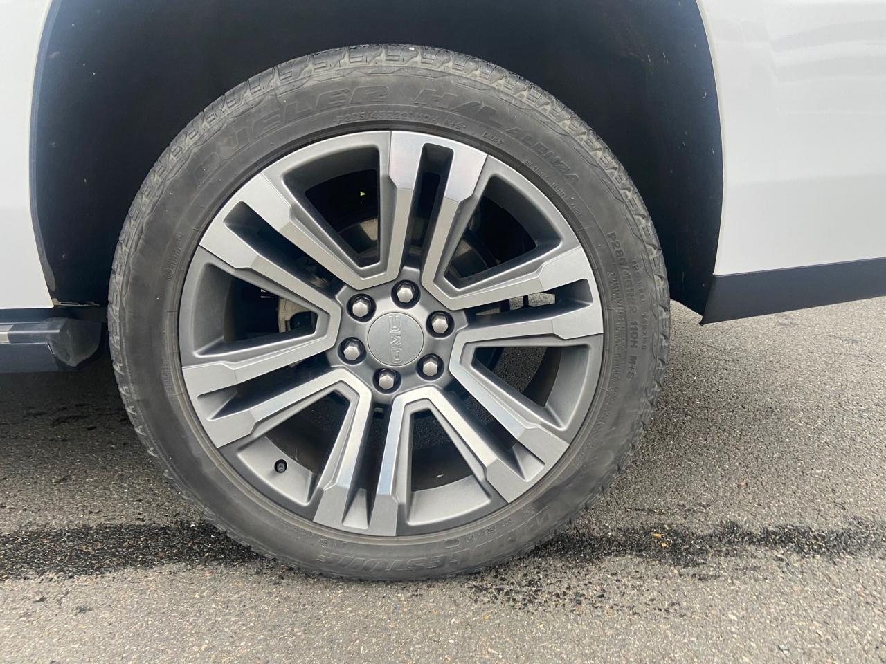 GMC Yukon DENALI V8 6.2L Flexfuel 420ch