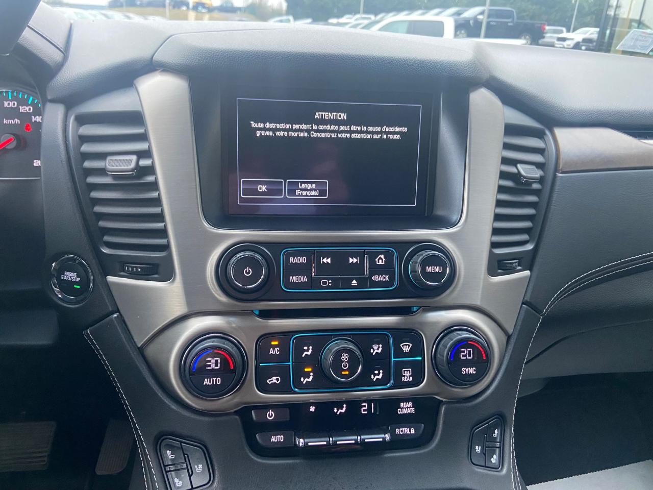 GMC Yukon DENALI V8 6.2L Flexfuel 420ch