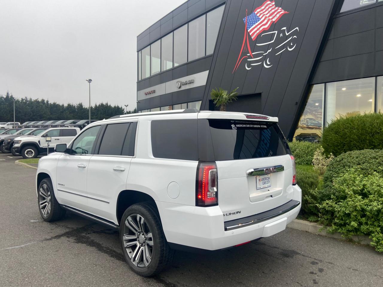 GMC Yukon DENALI V8 6.2L Flexfuel 420ch