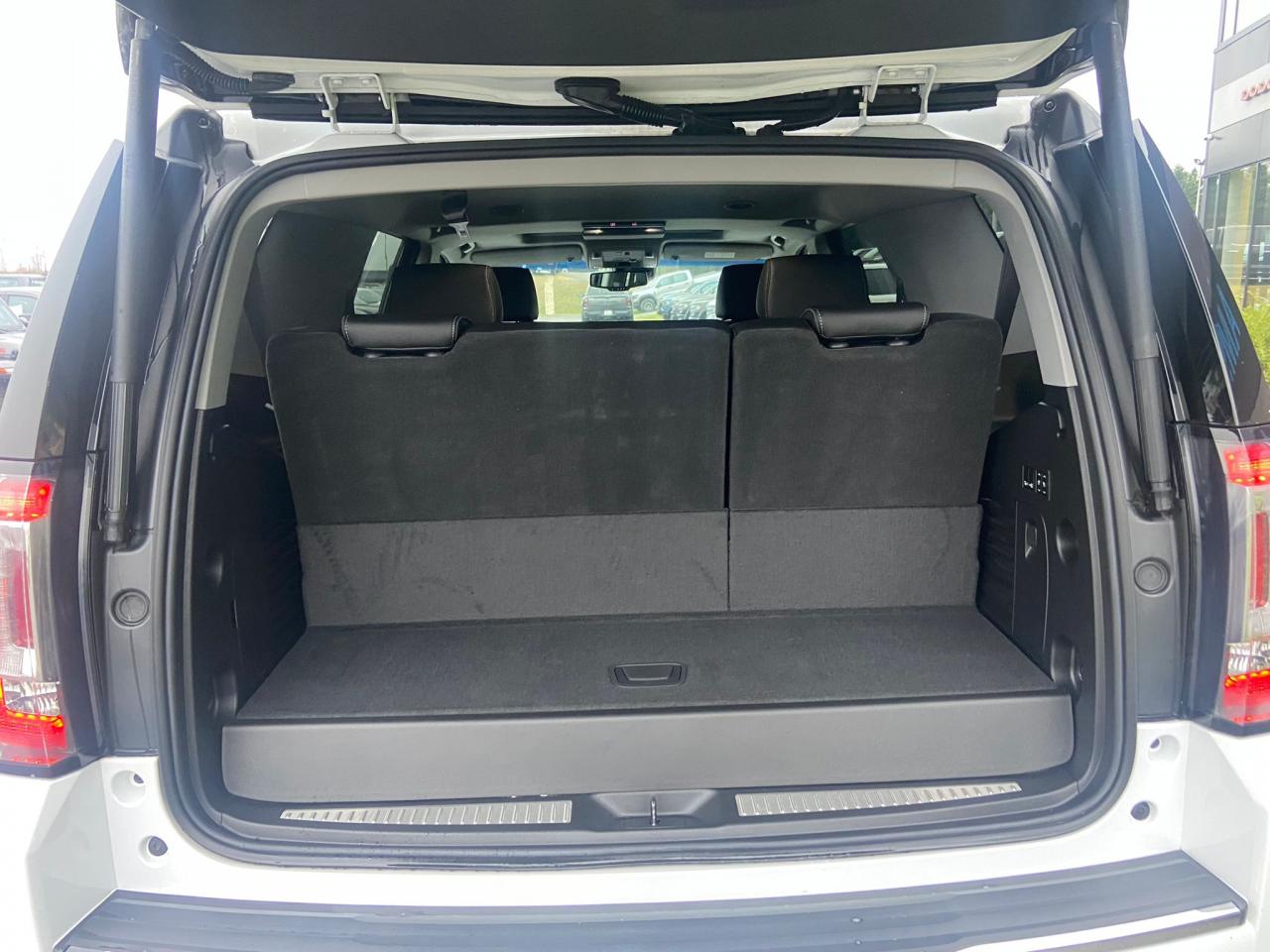 GMC Yukon DENALI V8 6.2L Flexfuel 420ch