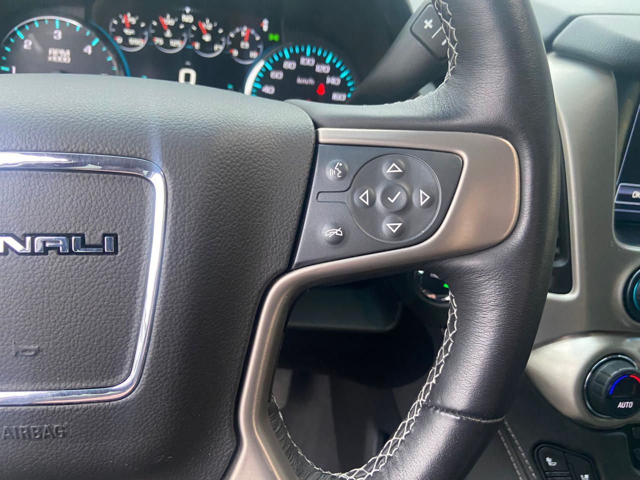 GMC Yukon DENALI V8 6.2L Flexfuel 420ch