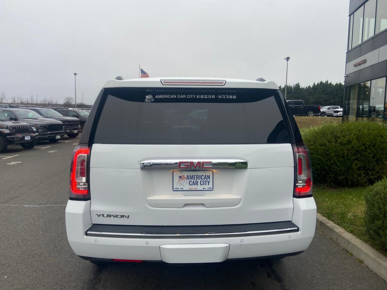 GMC Yukon DENALI V8 6.2L Flexfuel 420ch