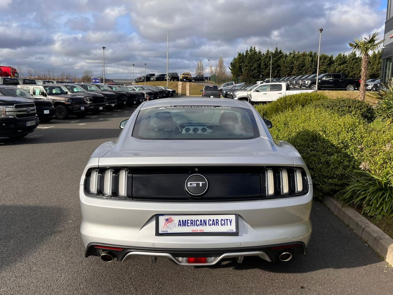 FORD MUSTANG GT Fastback V8 5.0L - PAS DE MALUS