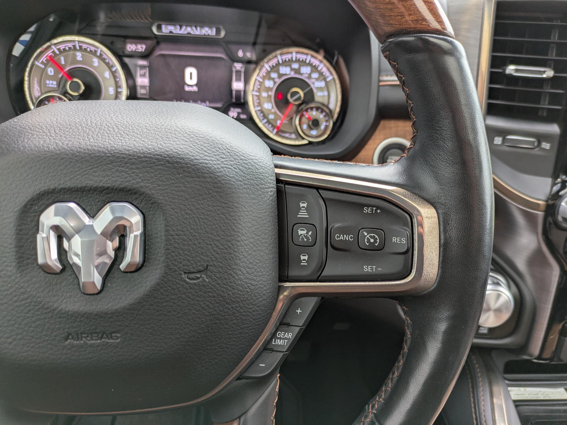 DODGE RAM 1500 CREW LONGHORN AIR HAYON MULTI