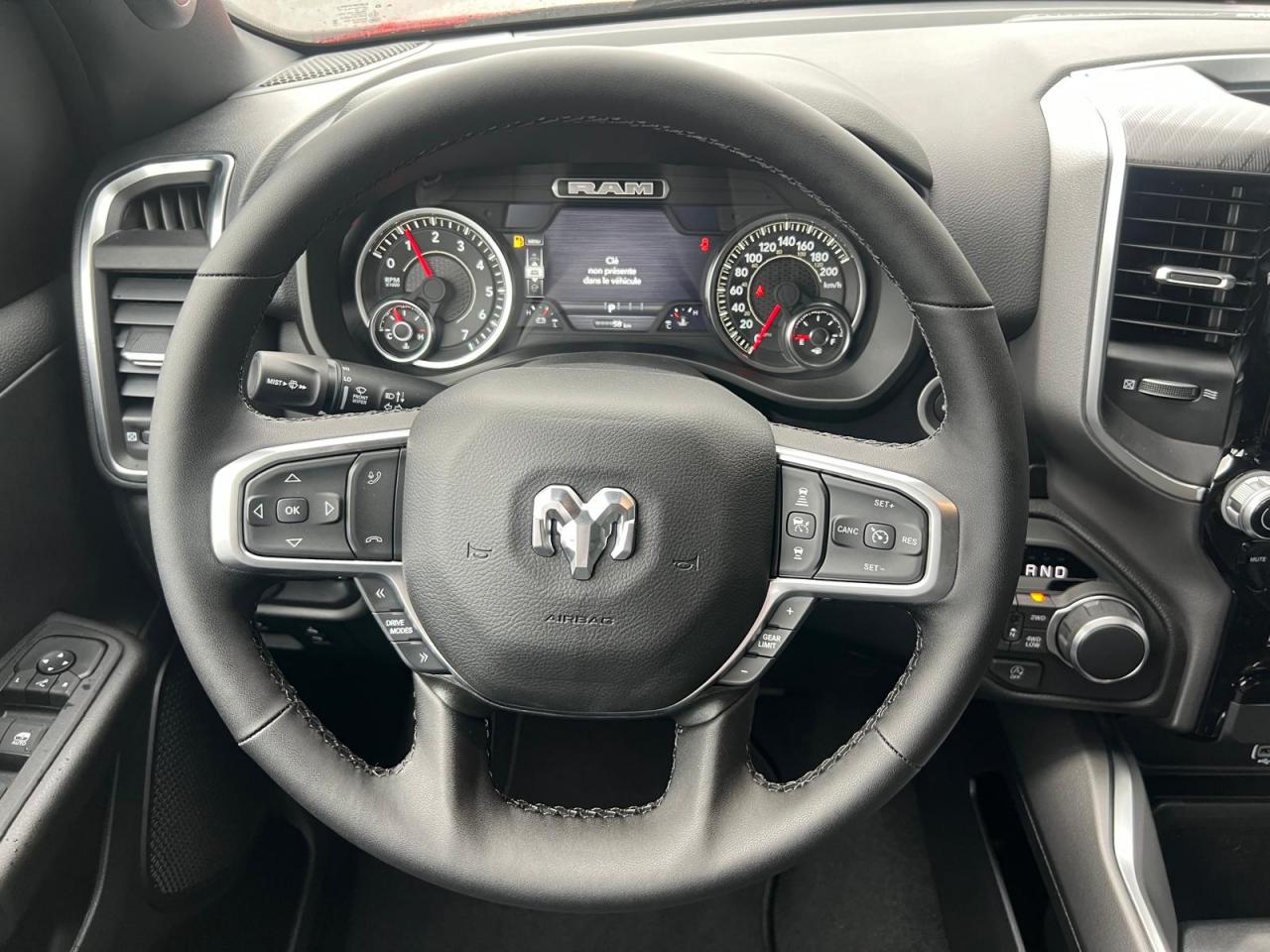 DODGE RAM 1500 CREW CAB BIGHORN NIGHT EDITION 2025