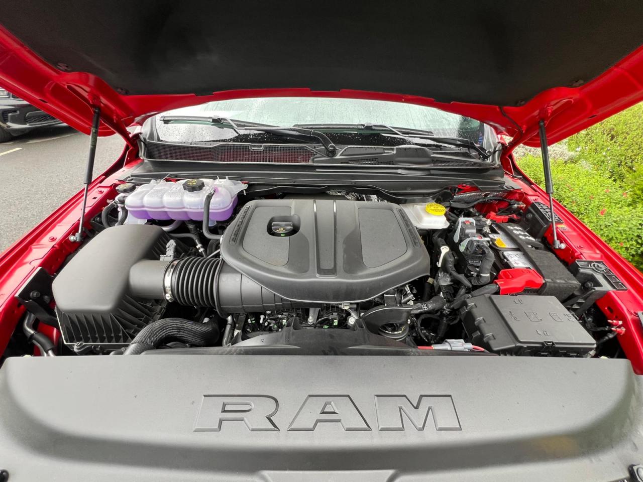 DODGE RAM 1500 CREW CAB BIGHORN NIGHT EDITION 2025