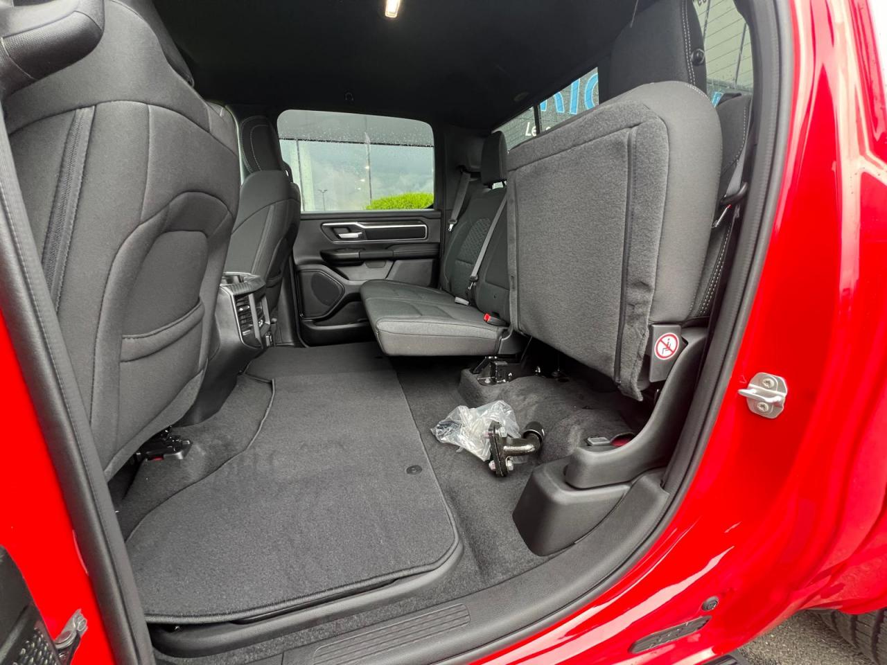 DODGE RAM 1500 CREW CAB BIGHORN NIGHT EDITION 2025