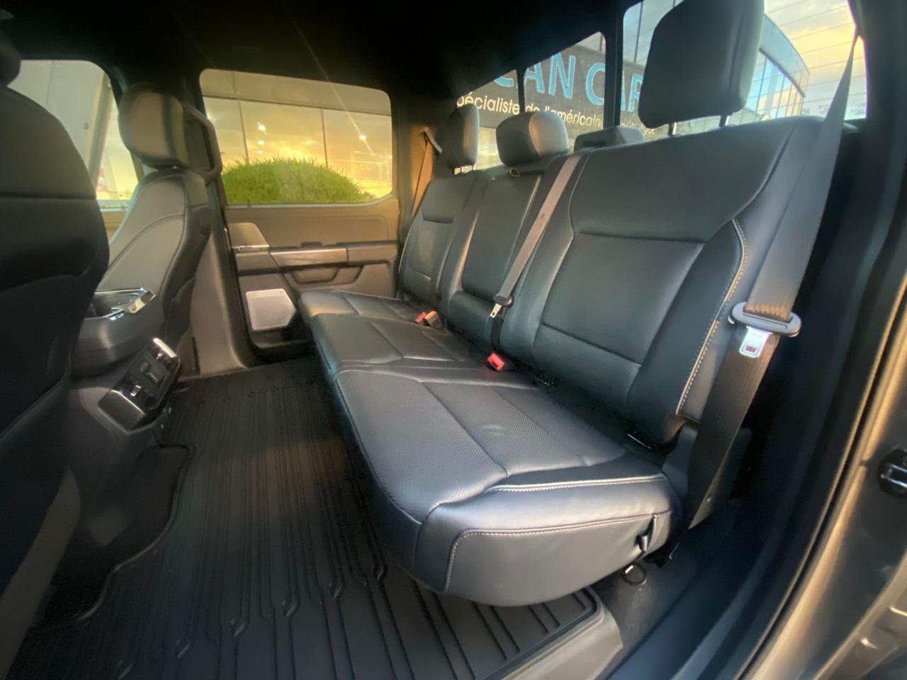 FORD F150 Supercrew LARIAT Black Package V8 5.0L FLEXFUEL