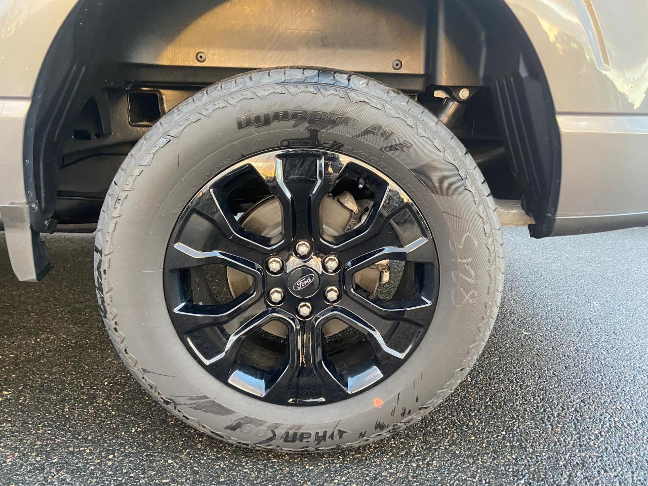 FORD F150 Supercrew LARIAT Black Package V8 5.0L FLEXFUEL