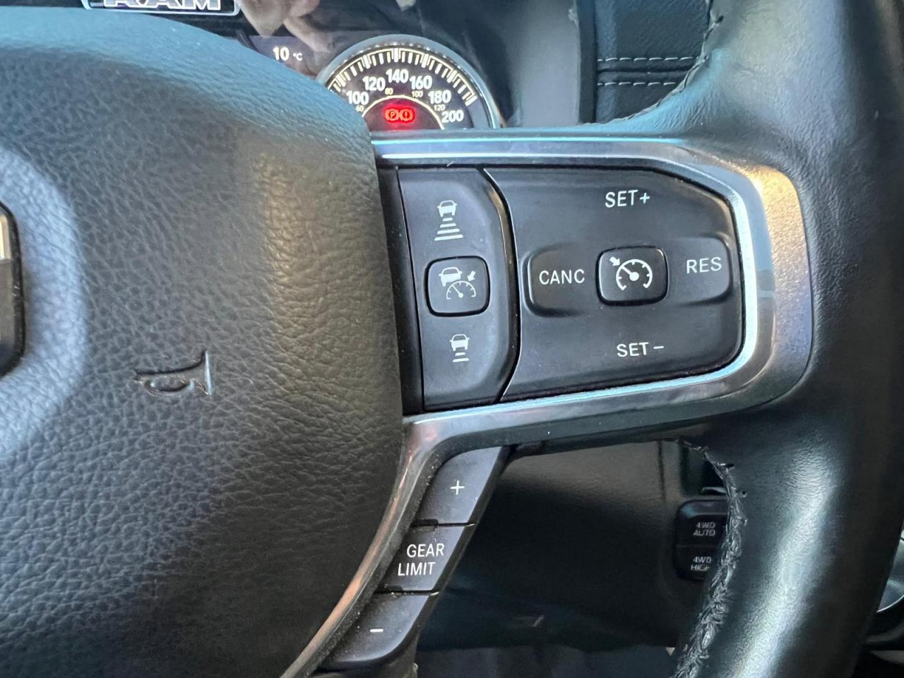 DODGE RAM 1500 crew Laramie Sport AIR