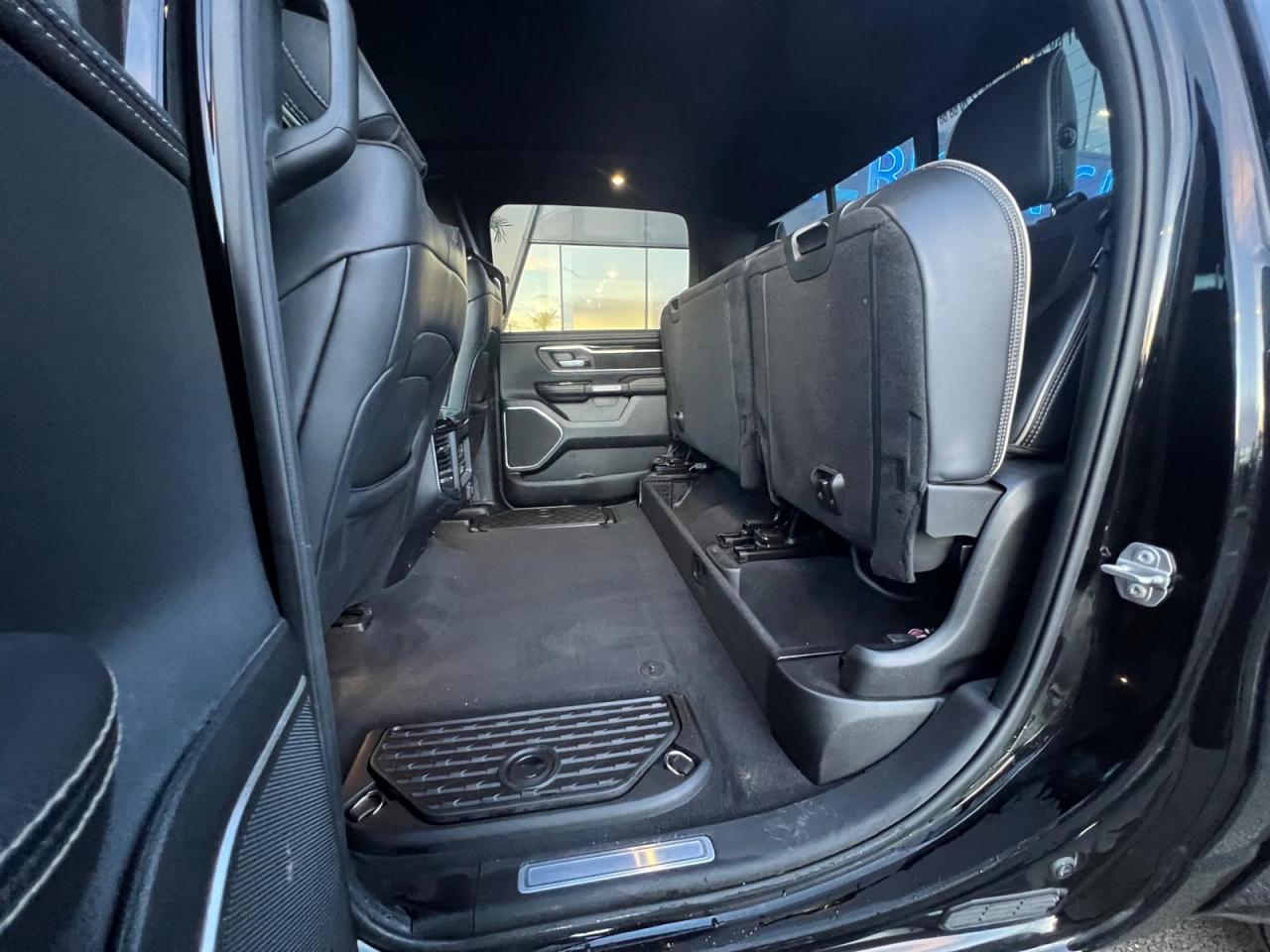 DODGE RAM 1500 crew Laramie Sport AIR