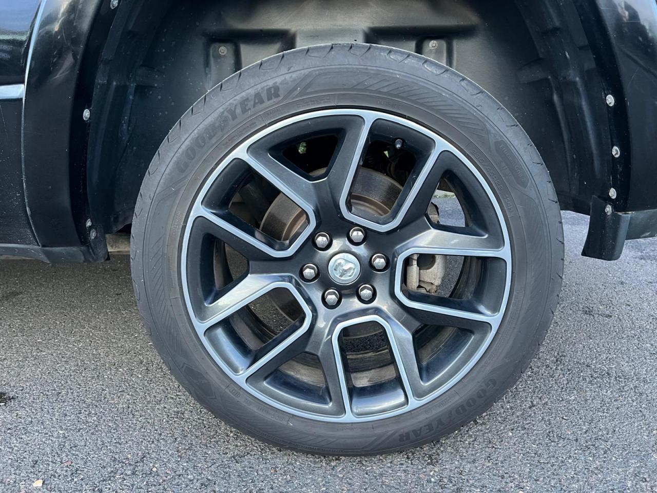 DODGE RAM 1500 crew Laramie Sport AIR