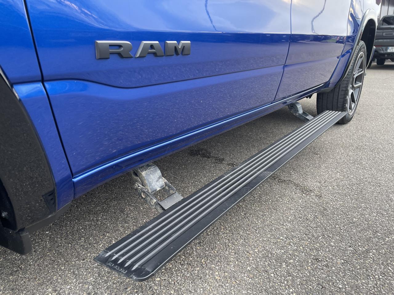 DODGE RAM 1500 CREW CAB SPORT