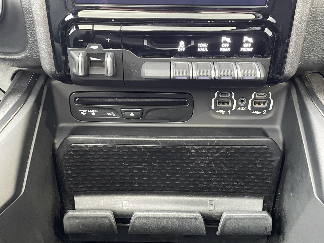 DODGE RAM 1500 CREW CAB SPORT