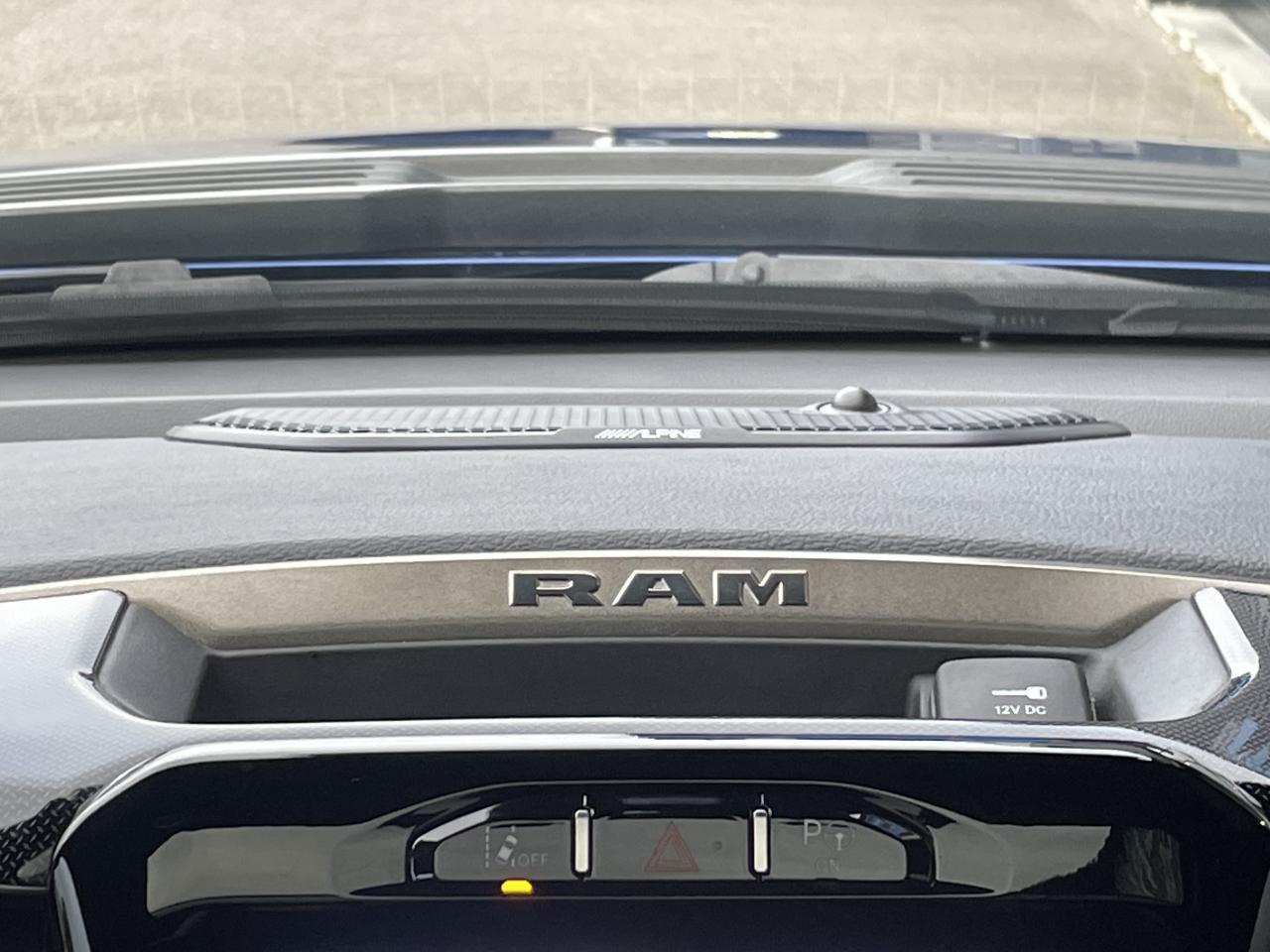 DODGE RAM 1500 CREW CAB SPORT