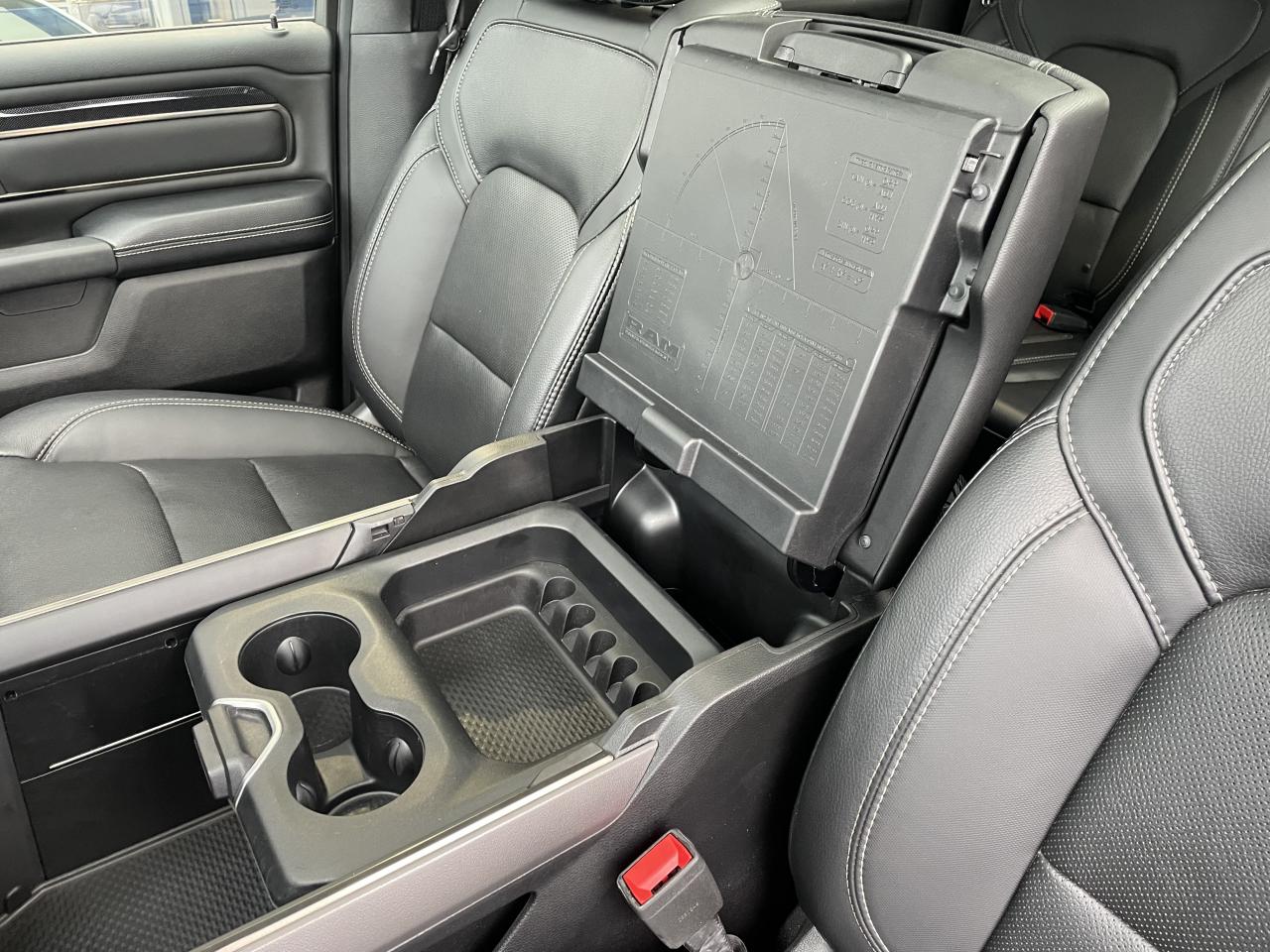 DODGE RAM 1500 CREW CAB SPORT