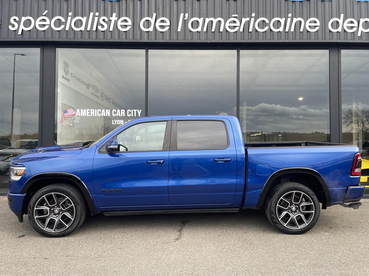 DODGE RAM 1500 CREW CAB SPORT