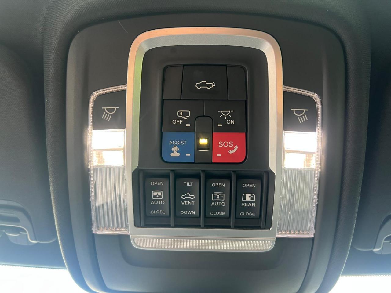 DODGE RAM 1500 CREW LIMITED