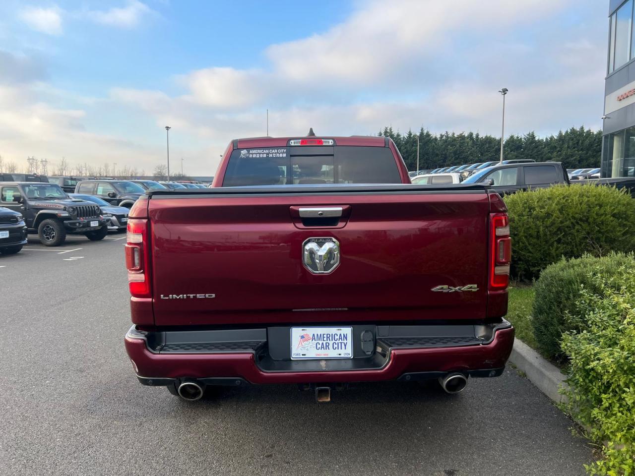 DODGE RAM 1500 CREW LIMITED
