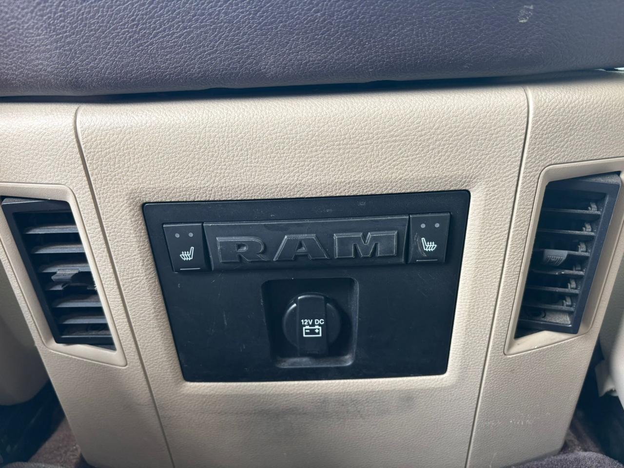 DODGE RAM 1500 CREW LARAMIE AIR GPL - VENTE PRO