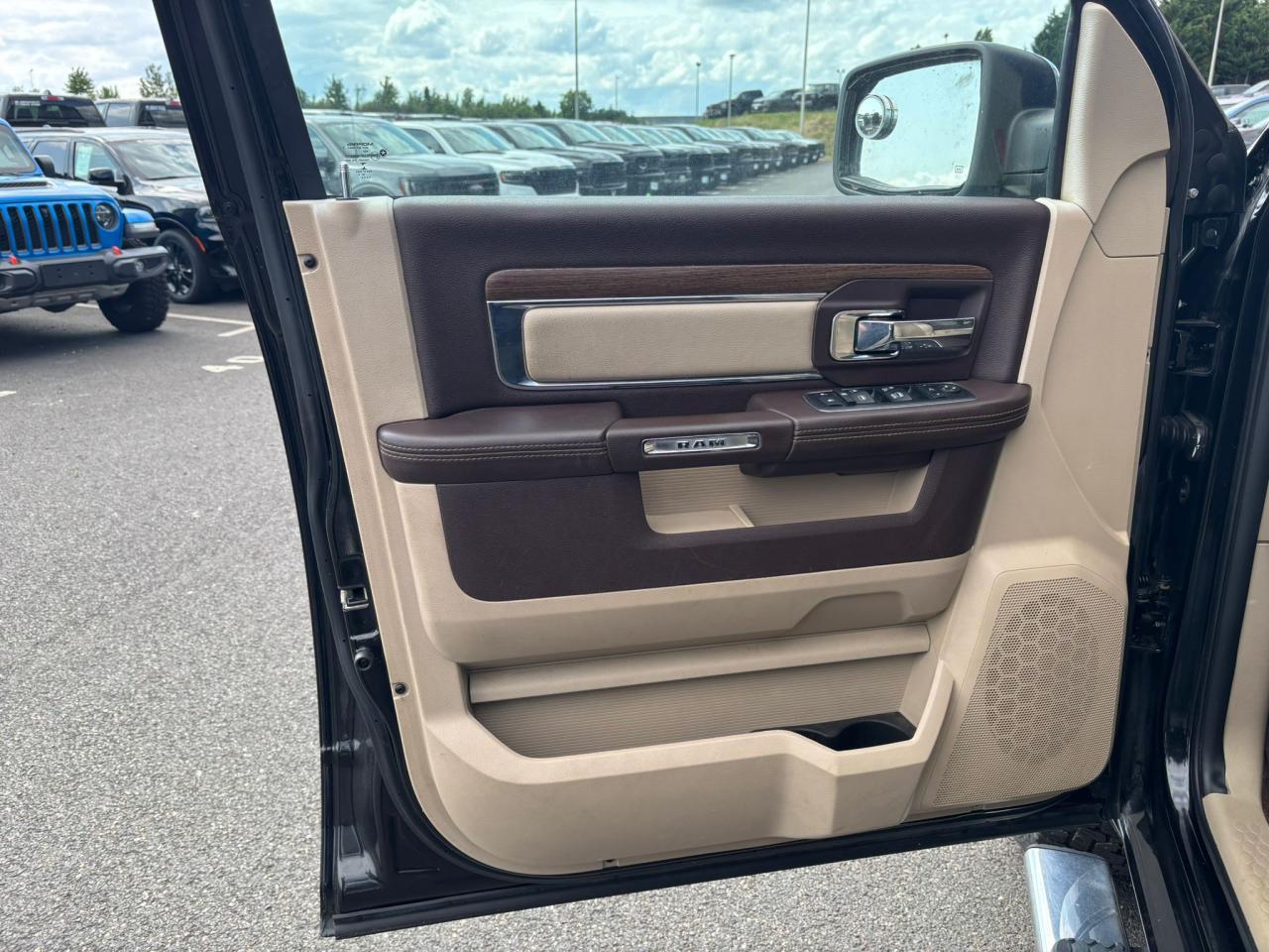 DODGE RAM 1500 CREW LARAMIE AIR GPL - VENTE PRO