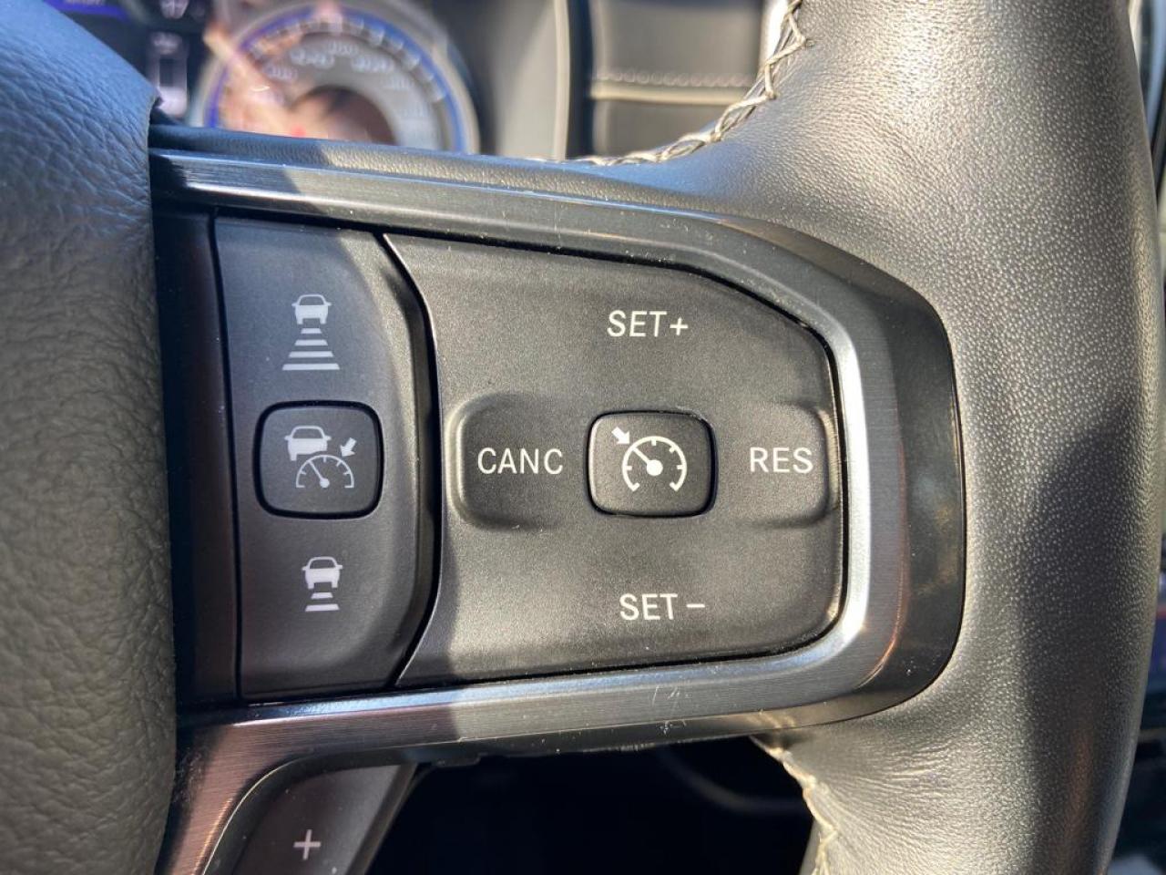 DODGE RAM 1500 CREW LIMITED BLACK PACKAGE RAMBOX HAYON MULTI