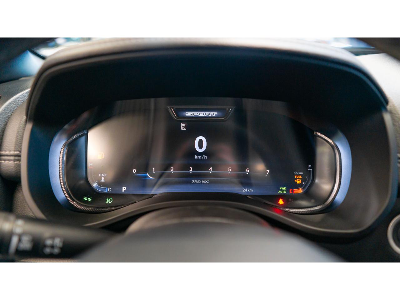 DODGE RAM 1500 CREW CAB SPORT BLACK PACKAGE AIR 2025