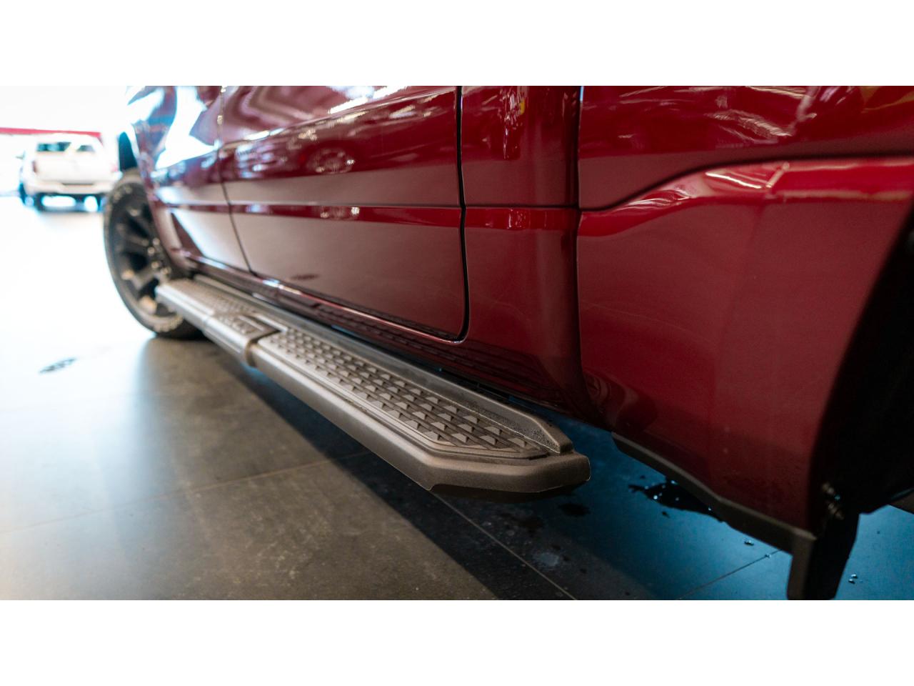 DODGE RAM 1500 CREW CAB SPORT BLACK PACKAGE AIR 2025