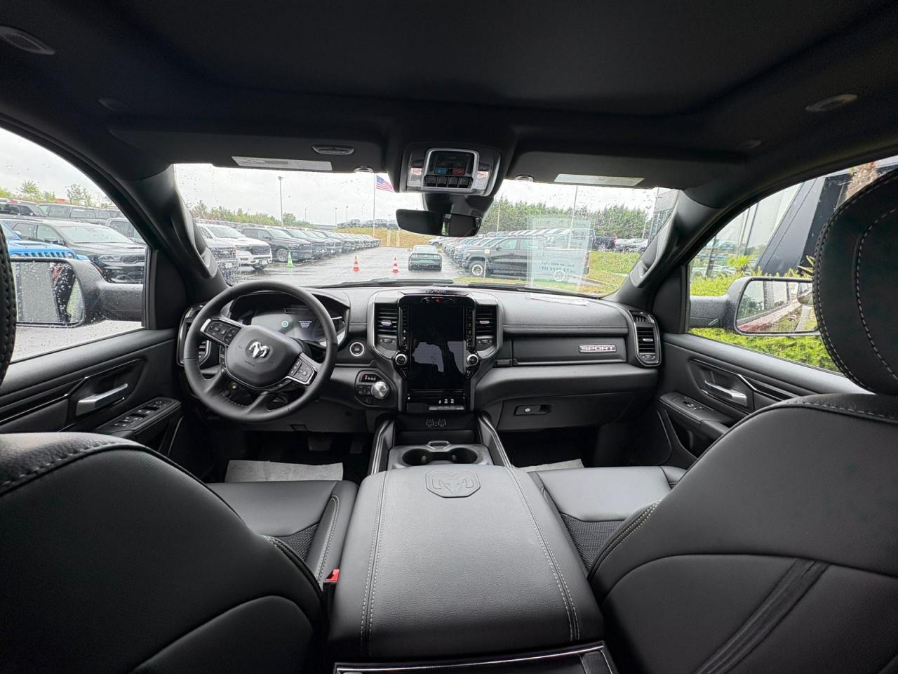 DODGE RAM 1500 CREW CAB SPORT BLACK PACKAGE 2025