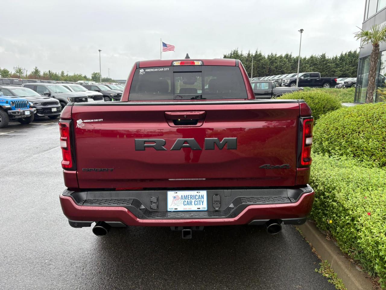DODGE RAM 1500 CREW CAB SPORT BLACK PACKAGE 2025